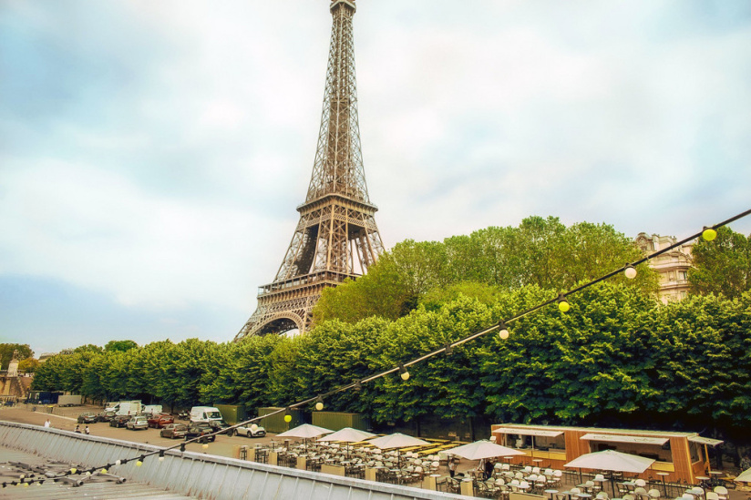 Le Bal de la Marine, édition 2021 : retour de la guinguette parisienne au pied de la Tour Eiffel