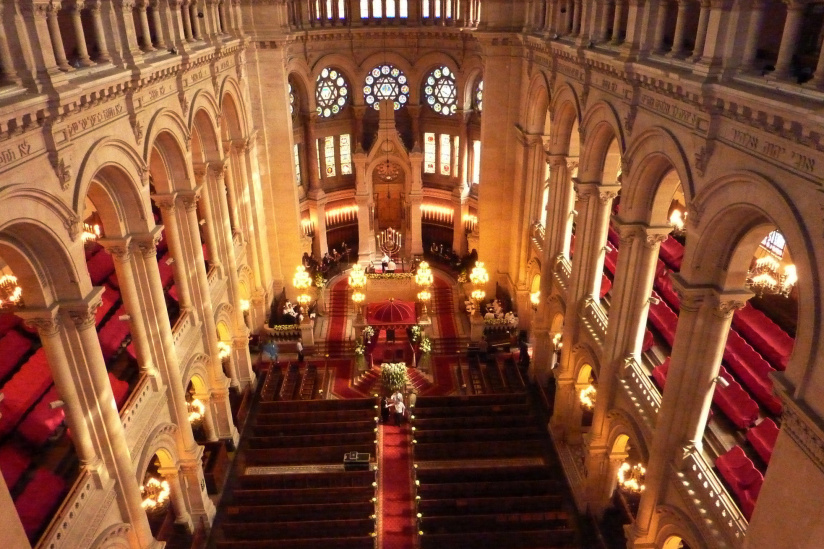 https://www.sortiraparis.com/images/1001/77153/378126-histoire-de-la-grande-synagogue-de-paris.jpg