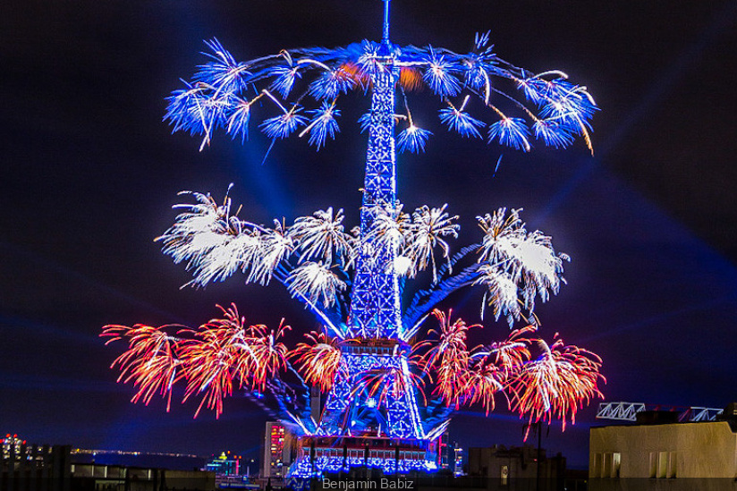 Feu d'artifice du 14 juillet à Paris sur la Tour Eiffel 2021, zone  restreinte et pass sanitaire - Sortiraparis.com