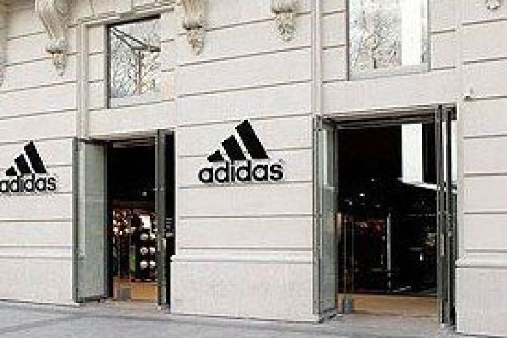 adidas champs elysees opening hours