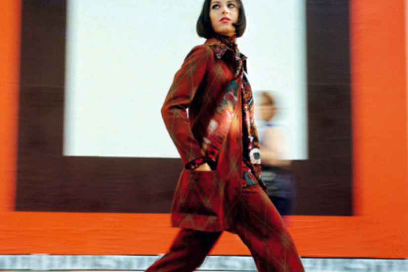 Dancing in the Street, Peter Knapp et la mode 1960-1970 Ã  la CitÃ© de la mode