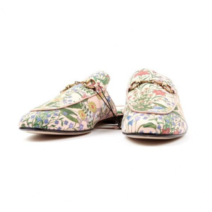 Le luxe enfin (vraiment) accessible grâce aux golden deals de vestiaire collective.