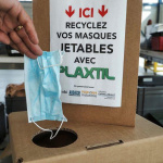 Paris installe des bornes de collecte de masque pour les recycler en règles !