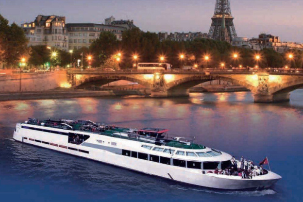 Le Vip Paris Yacht Hôtel Sur La Seine Inaugure 6 Suites Avec