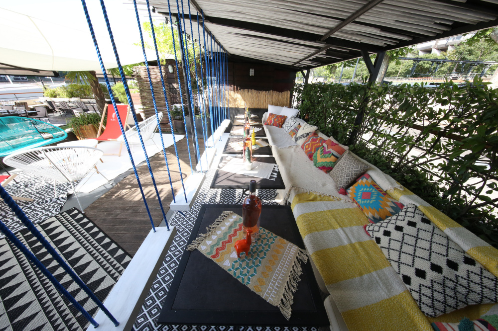 La Plage Parisienne Yonder