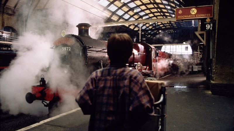 Harry Potter: the Hogwarts Express comes to the Gare Saint-Lazare this  August 28 - Sortiraparis.com