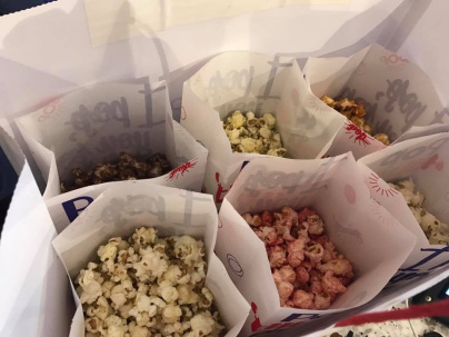 Yummy Pop à Paris : Scarlett Johansson ouvre une boutique de pop corn dans le Marais