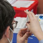 Week-end de vaccination massive : pour Olivier Véran, pas question de ralentir la cadence