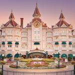 Le Disneyland Hotel fait peau neuve pour devenir un écrin royal