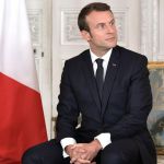 Macron annonce la création d'un statut de "mort pour le service de la République"