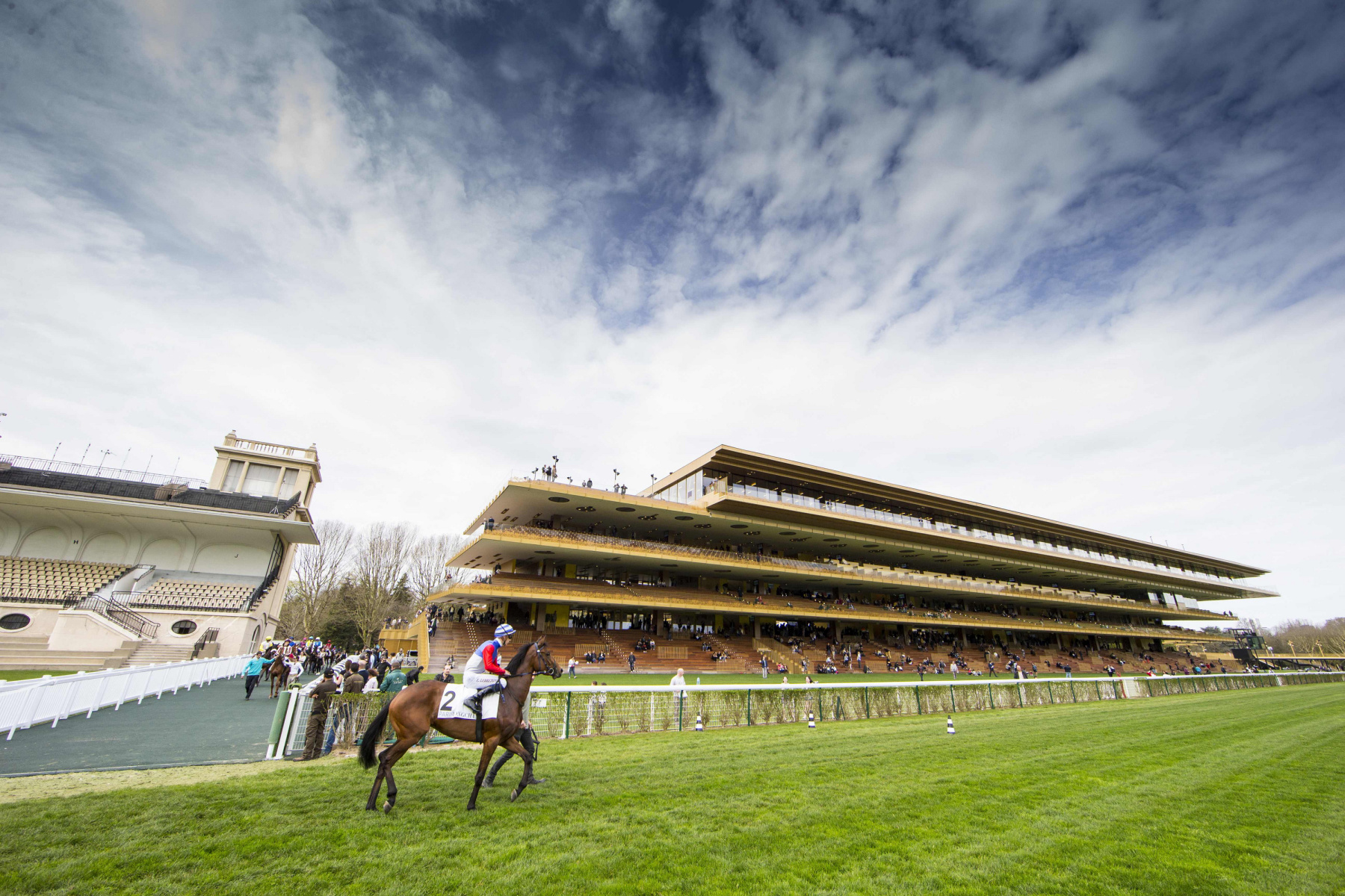 longchamp arc de triomphe 2019