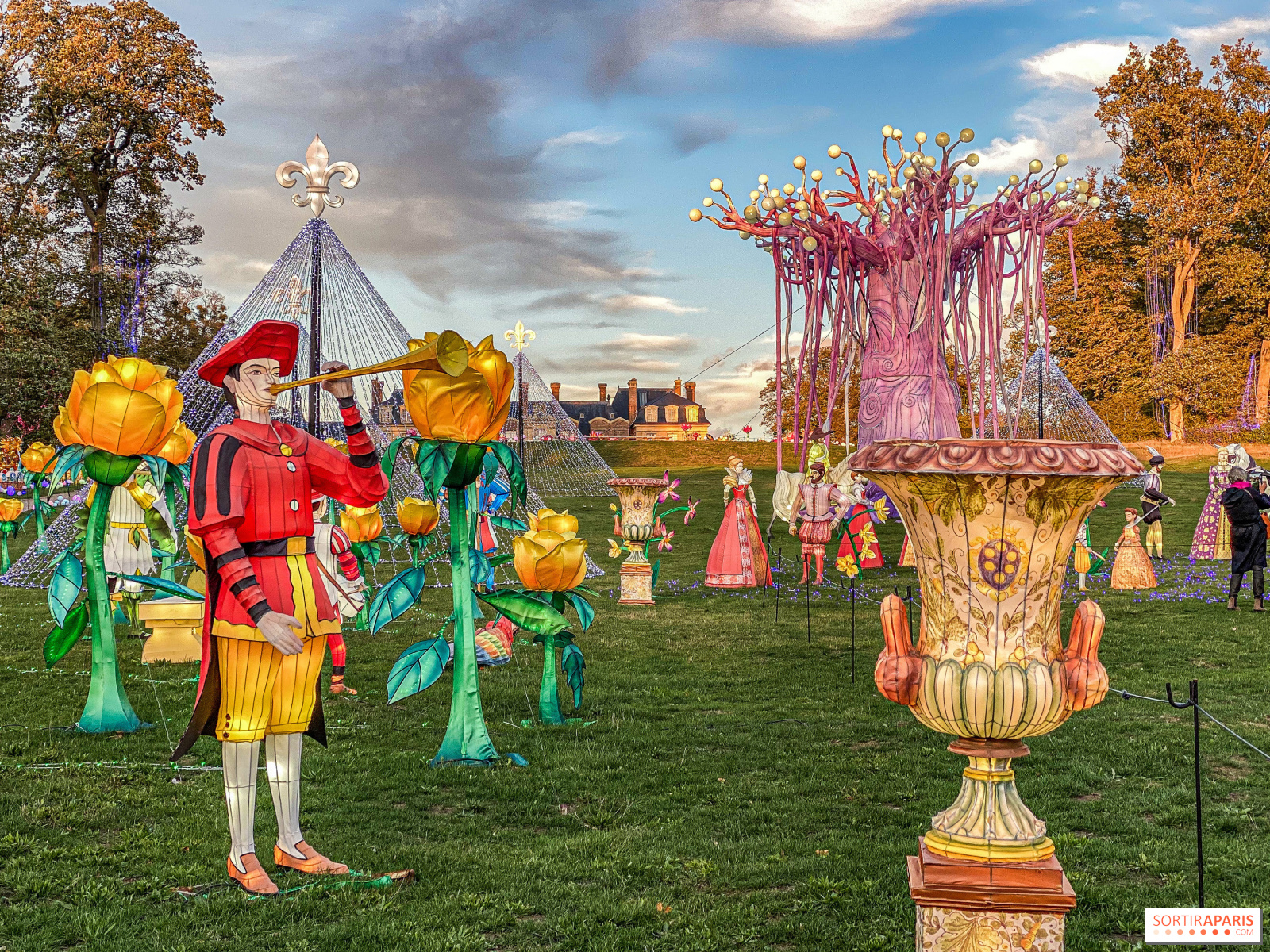 Thoiry Lumieres Sauvages 2020 2021 The Chinese Lantern Festival Opens In The Day Sortiraparis Com