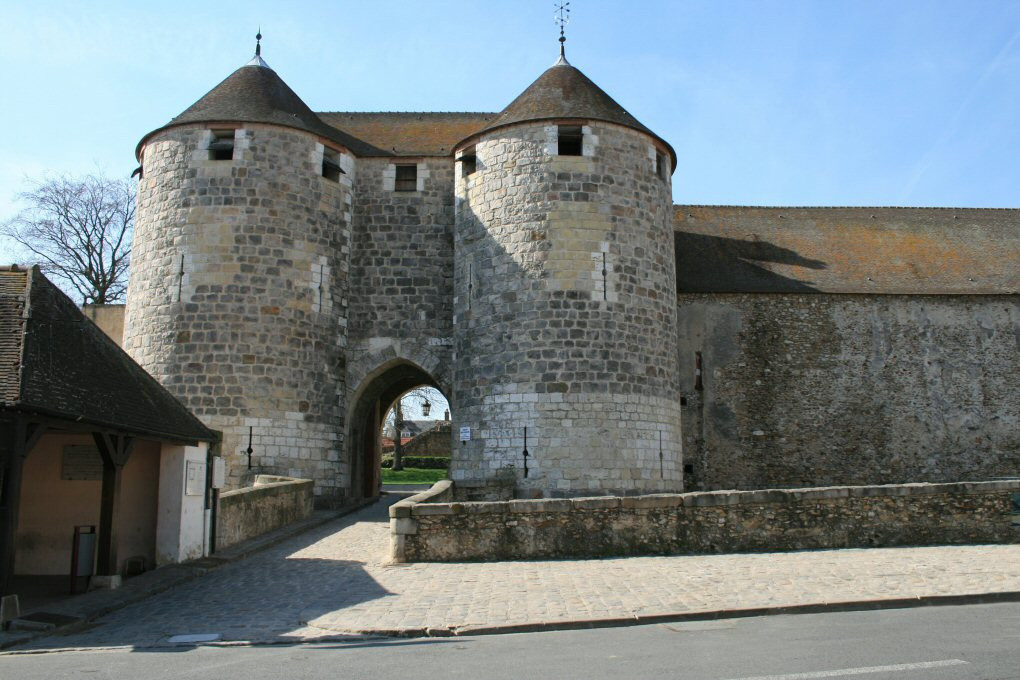 chateau de dourdan