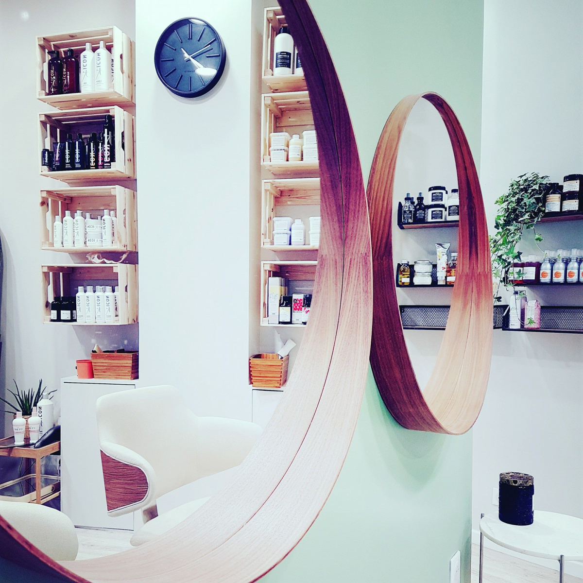 La Petite Maison Beatrice Leroi An Ecofriendly Hair Salon In Paris Sortiraparis Com
