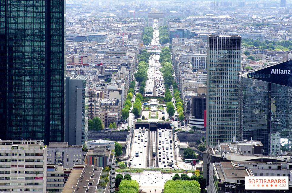 Rooftop de la Grande Arche de La Défense : une vue imprenable sur Paris