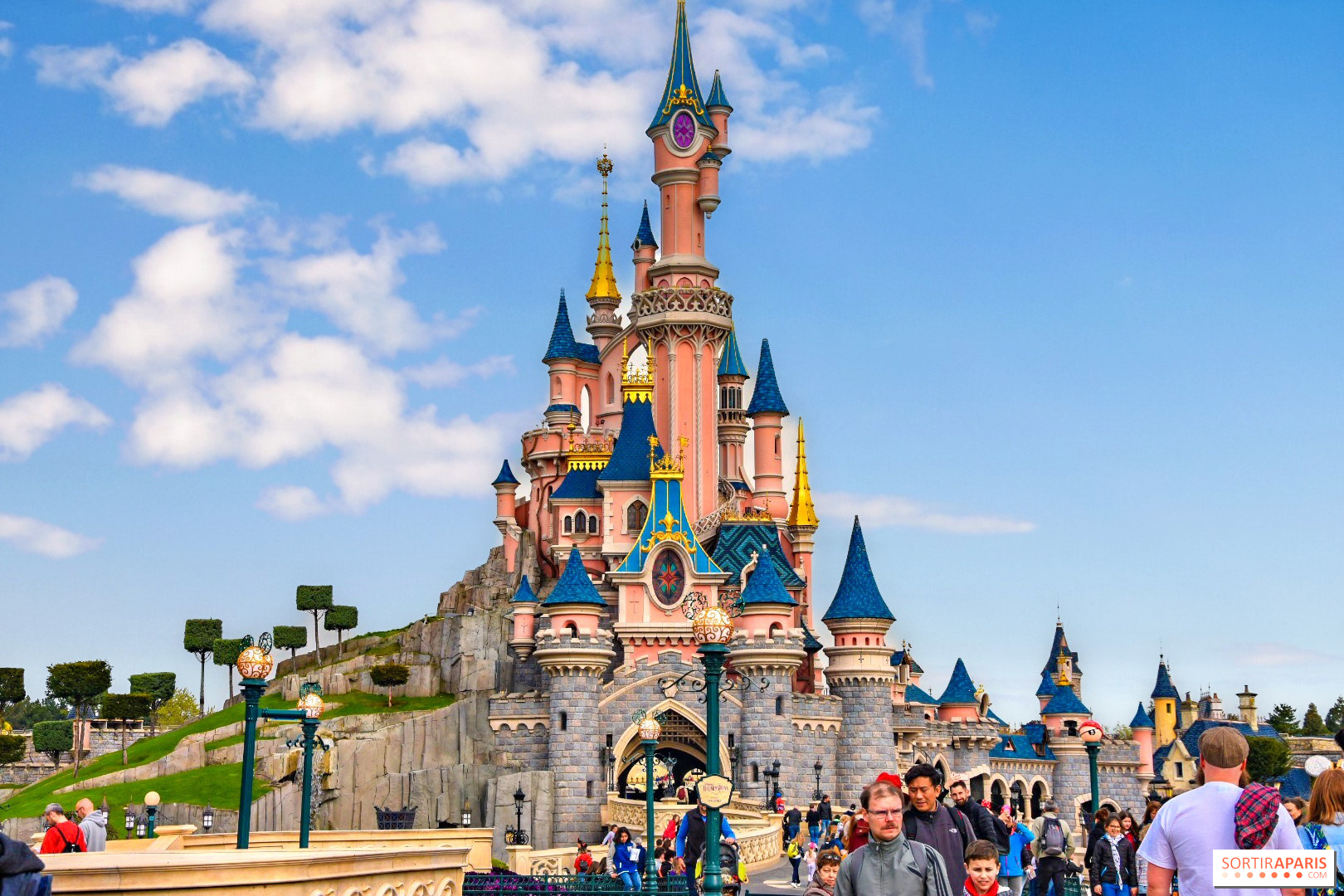 Marvel, Star Wars and Frozen, Disneyland Paris' new lands are ...