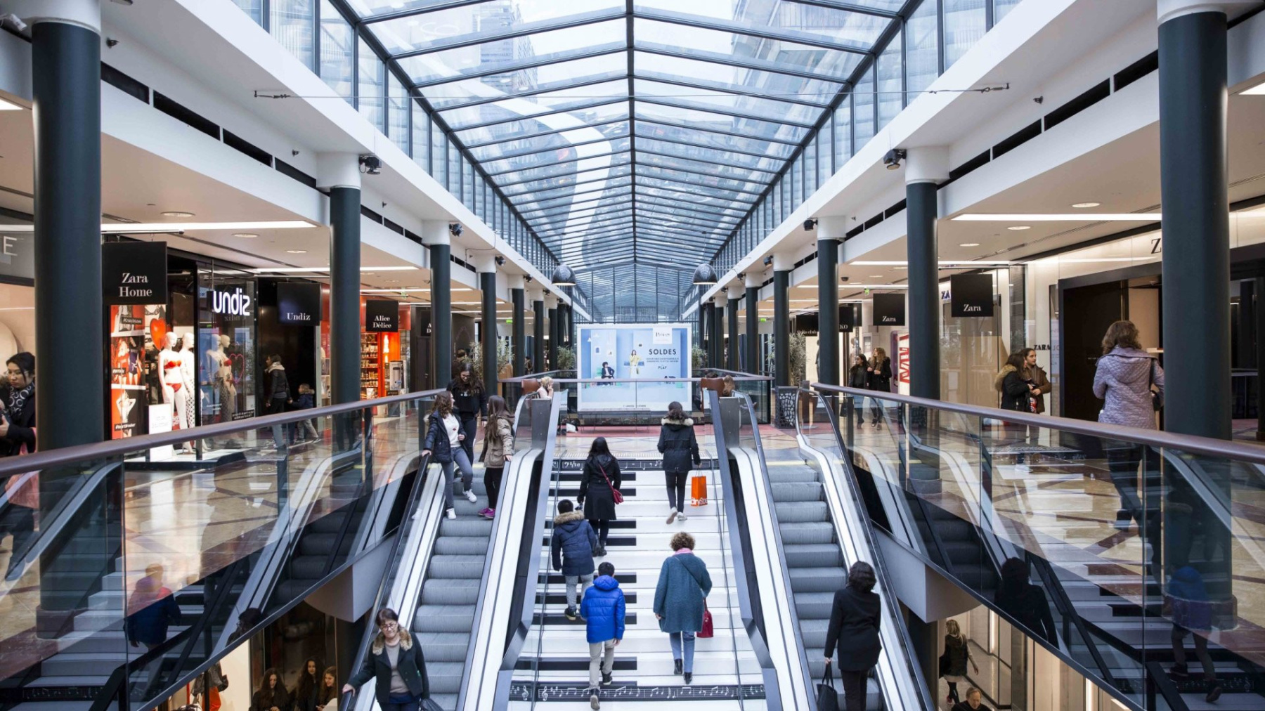 Les Passages fermeture du centre  commercial  de Boulogne 