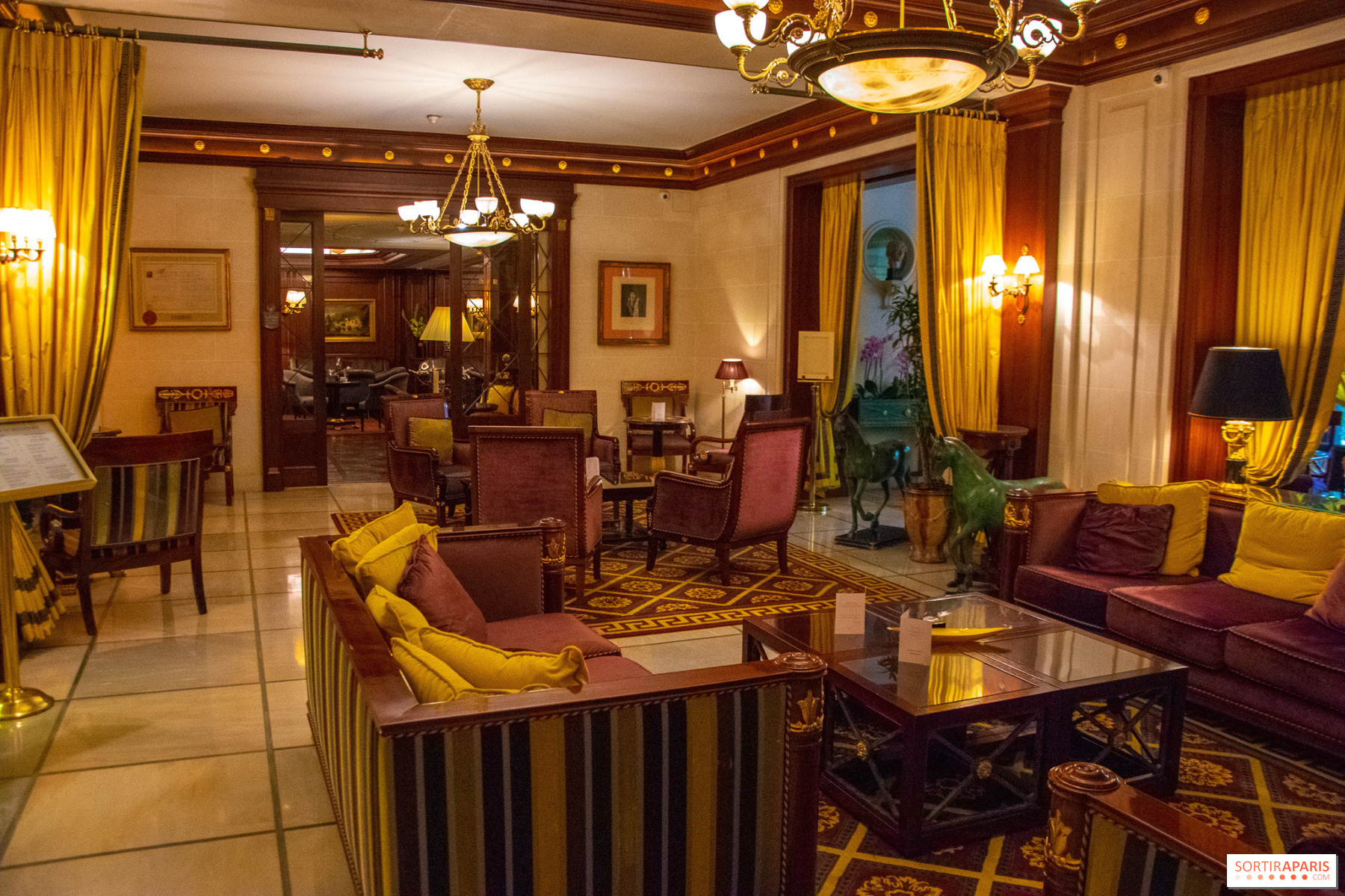 Hotel Napoleon Parisian Elegance A Stone S Throw From The Place De L Etoile Sortiraparis Com