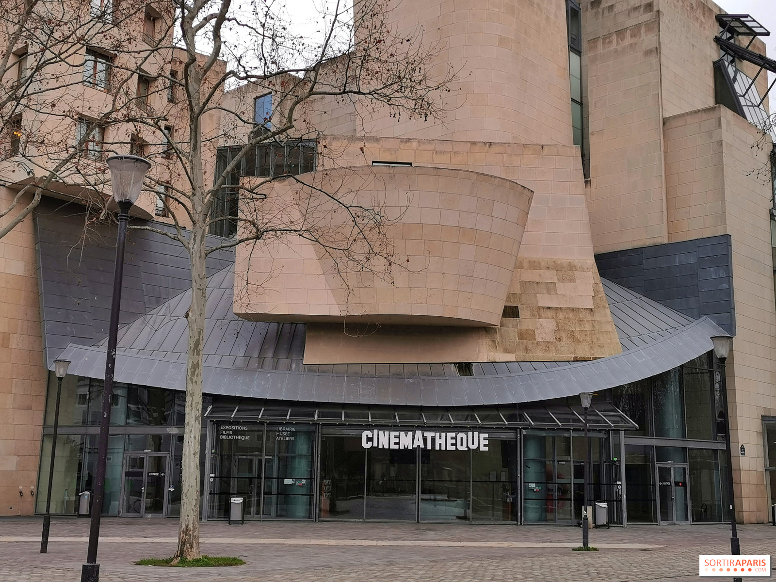 La Cinémathèque française : un temple du cinéma au coeur de Bercy - Sortiraparis.com