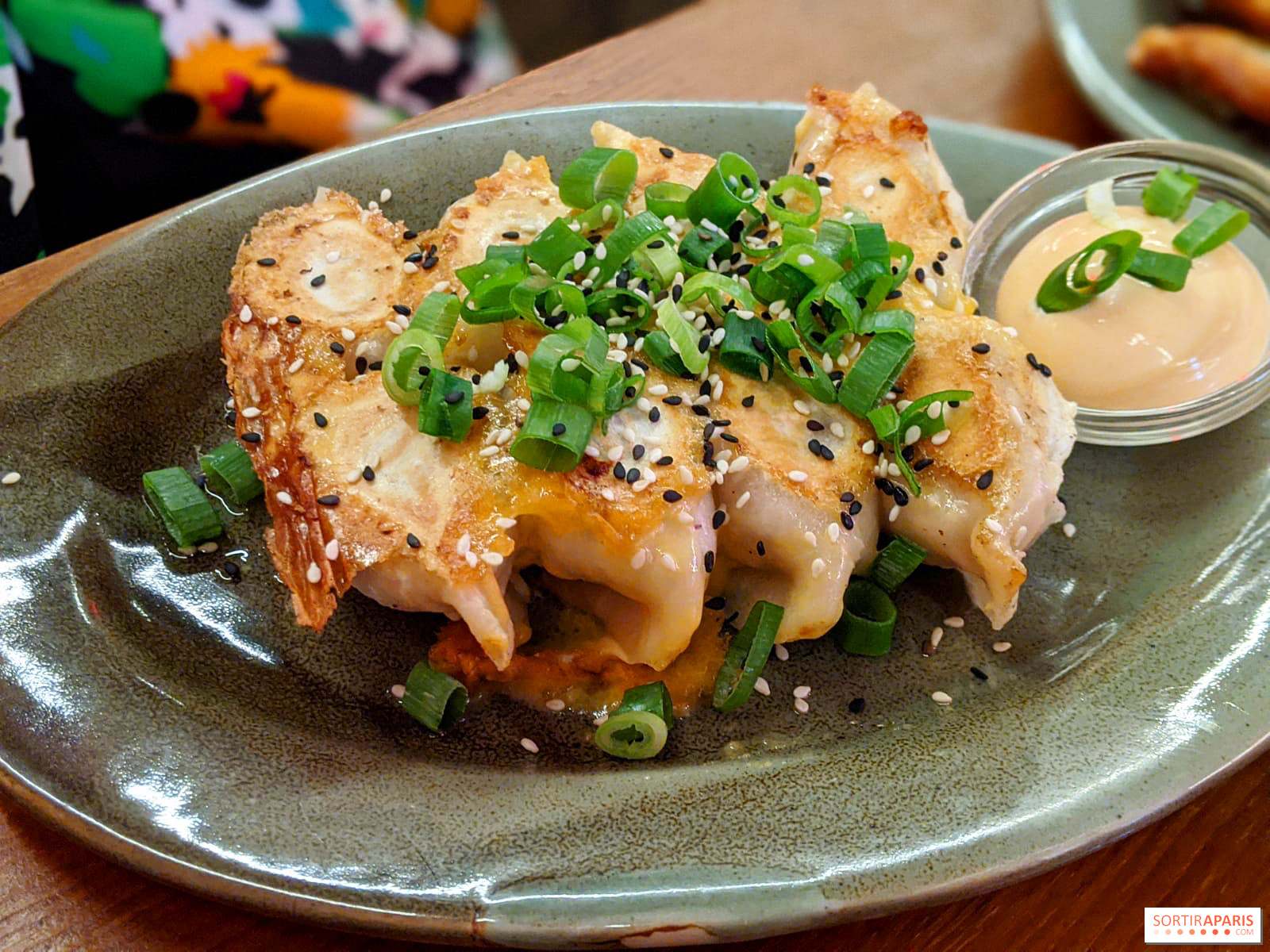 mao dumpling bar the new chinese canteen in paris 3rd arrondissement sortiraparis com