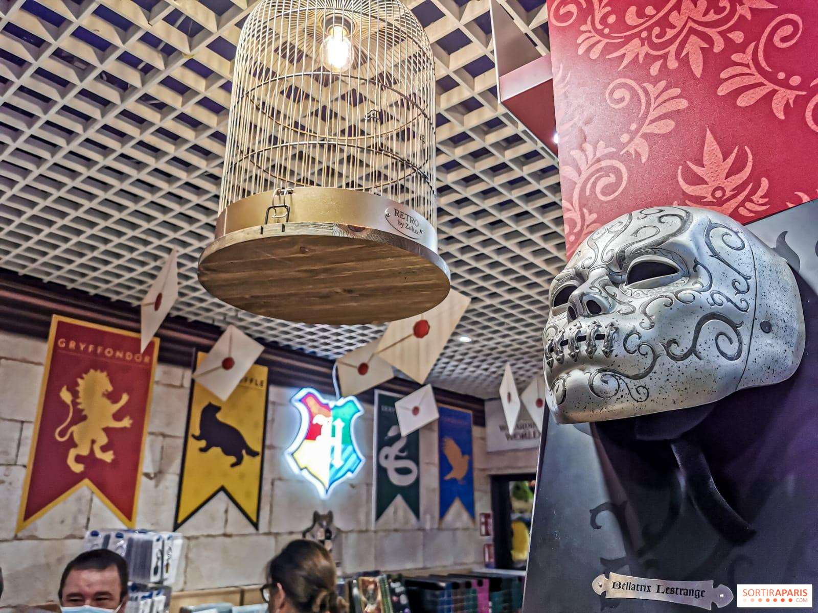 Harry Potter S Wizarding World Store Is Back Sortiraparis Com
