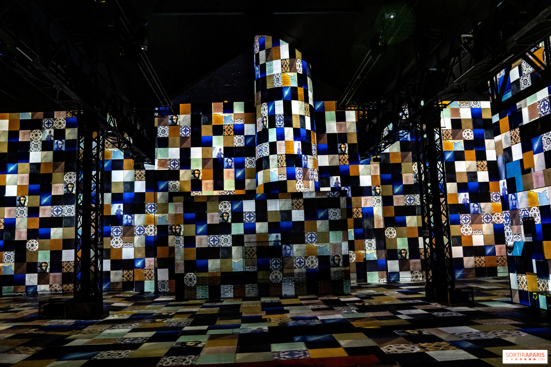 Dali L Enigme Sans Fin Nos Photos De L Exposition A L Atelier Des Lumieres Nouvelles Dates Sortiraparis Com