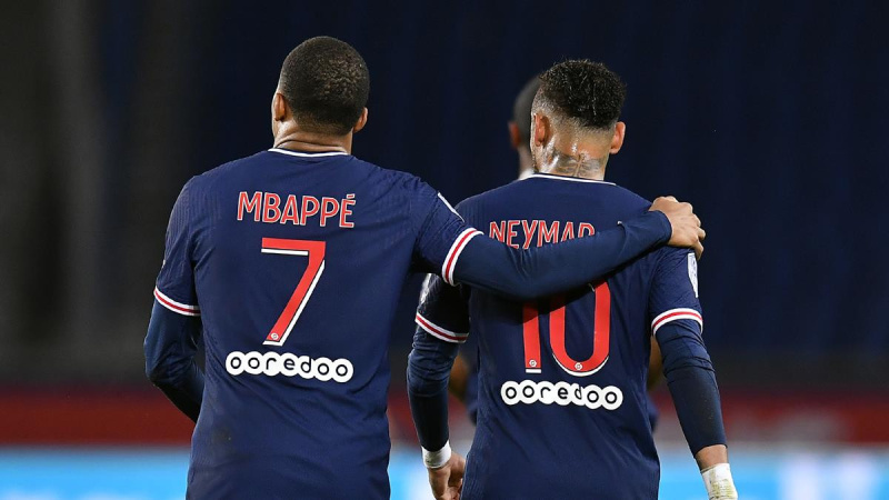 PSG : Mbapp&eacute; et Neymar nomm&eacute;s pour le troph&eacute;e du Meilleur joueur aux FIFA Football Awards 2020